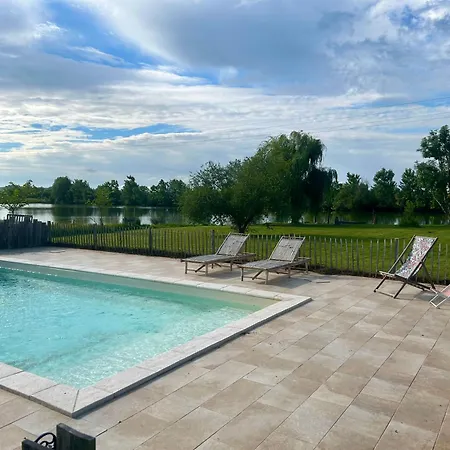 Ferme Renovee 6 Chambres, Vue Sur Et Piscine *