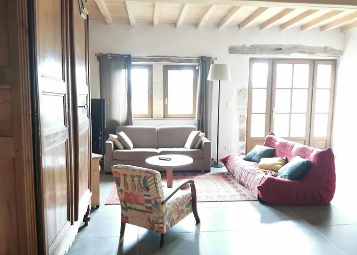 Ferme Rénovée 6 Chambres, Vue Sur Et Piscine Hébergement de vacances Castet-Arrouy